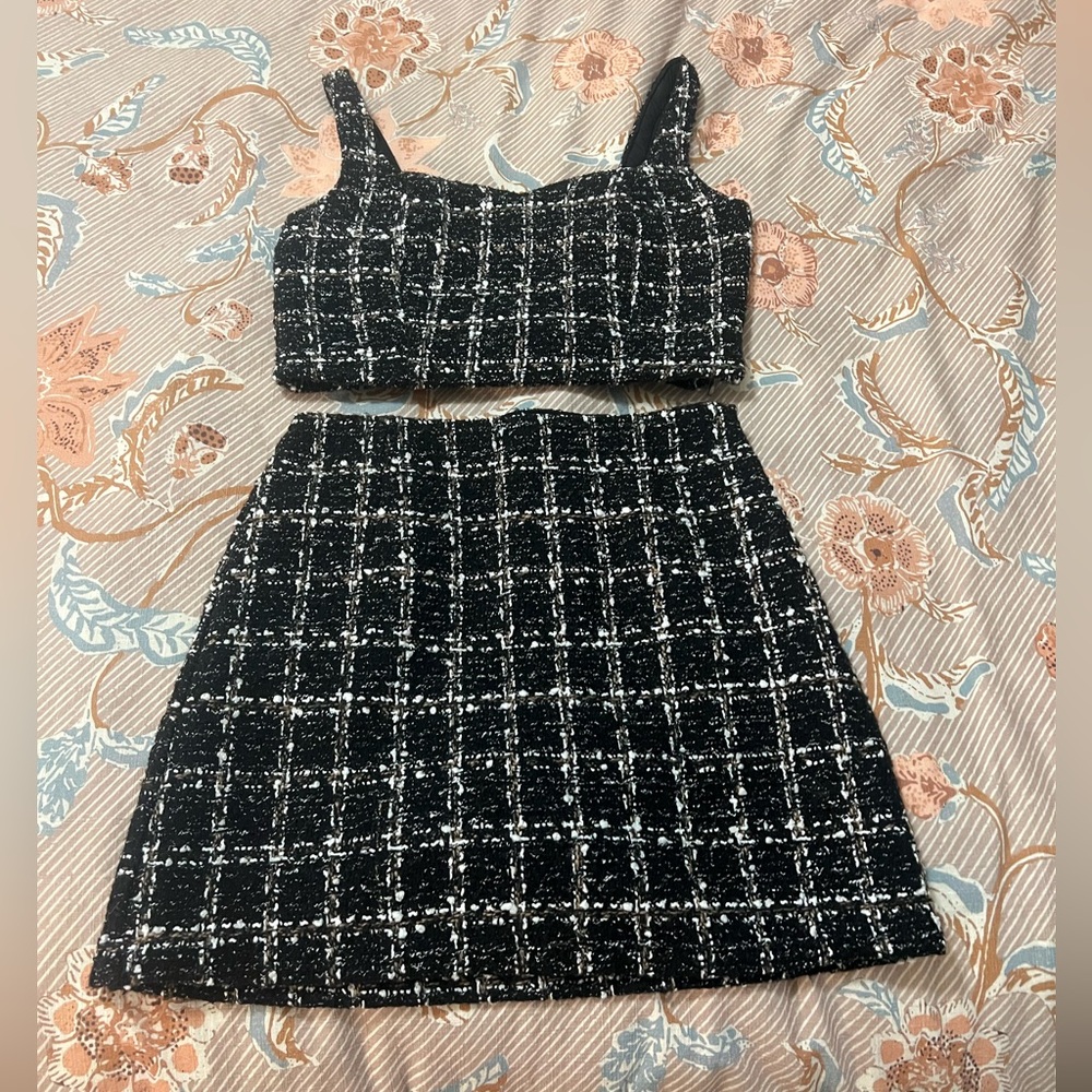 EUC Set- Skort and Top in Black Tweed